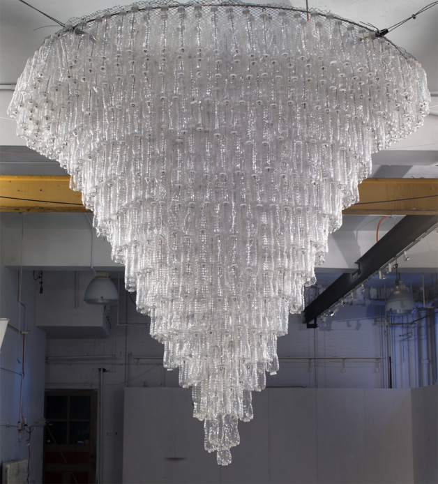 Chandelier, Cole