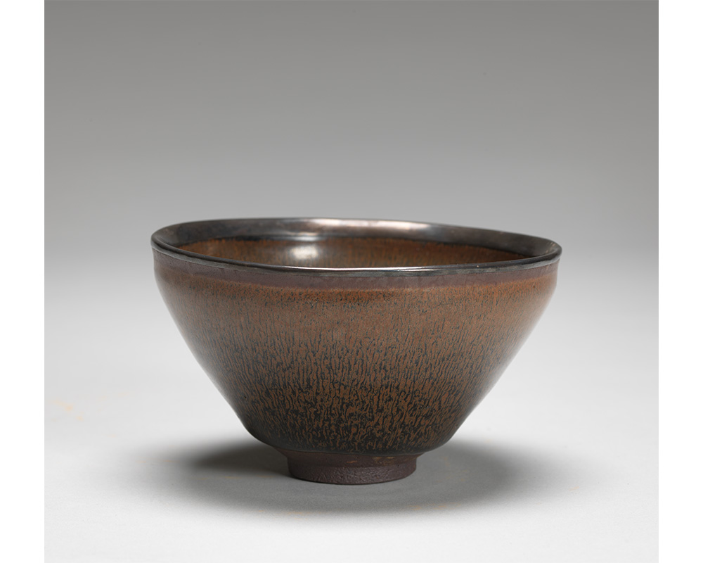 Tea Bowl with “Hare's Fur” Decoration